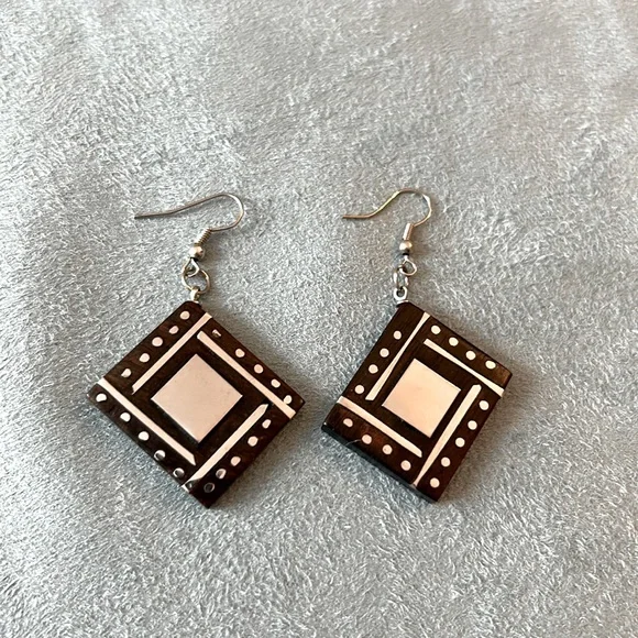 BoHo style wooden dangle earrings, light weight - Picture 1 of 5